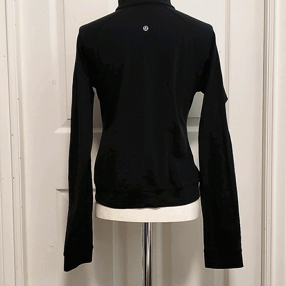 Lululemon spandex running jacket - Picture 1 of 5